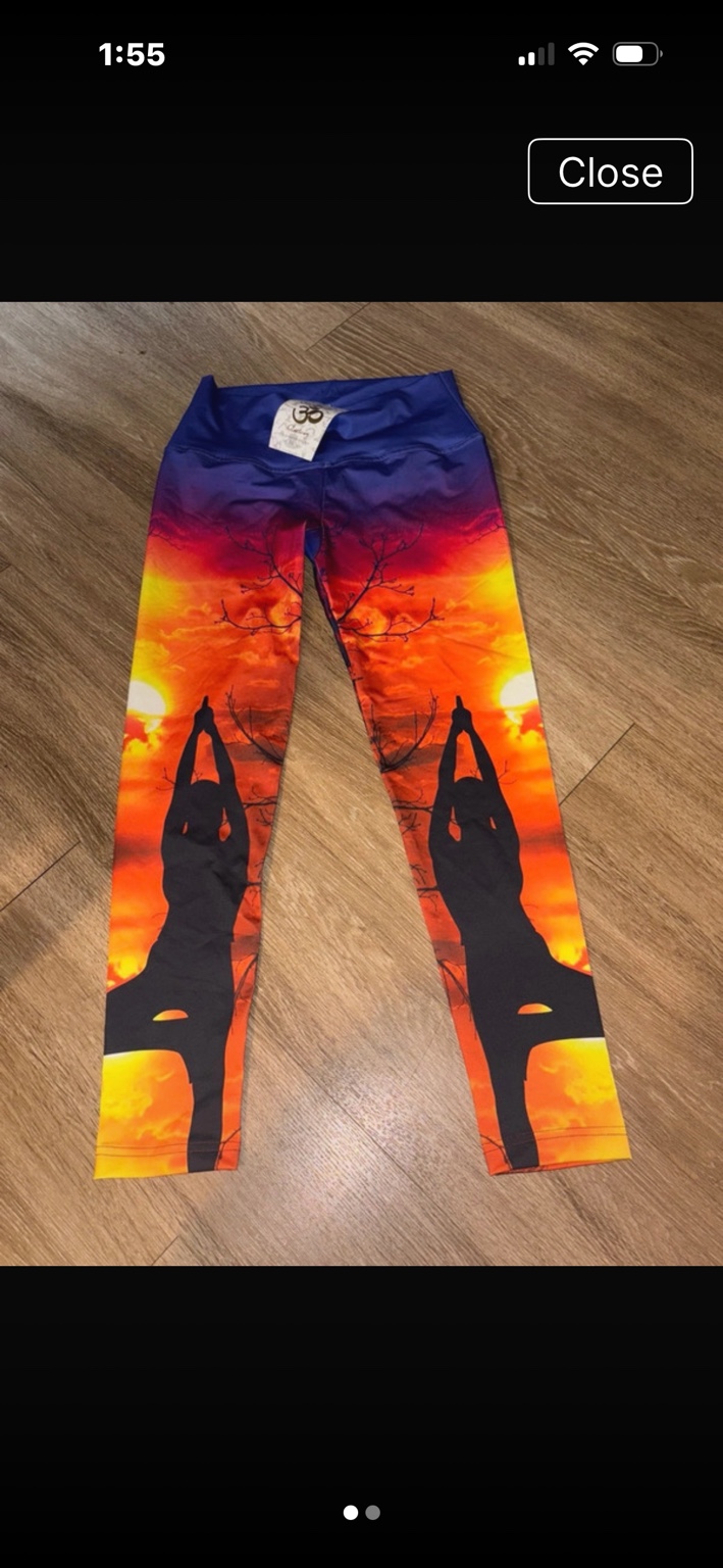 Colorful sunset-print leggings